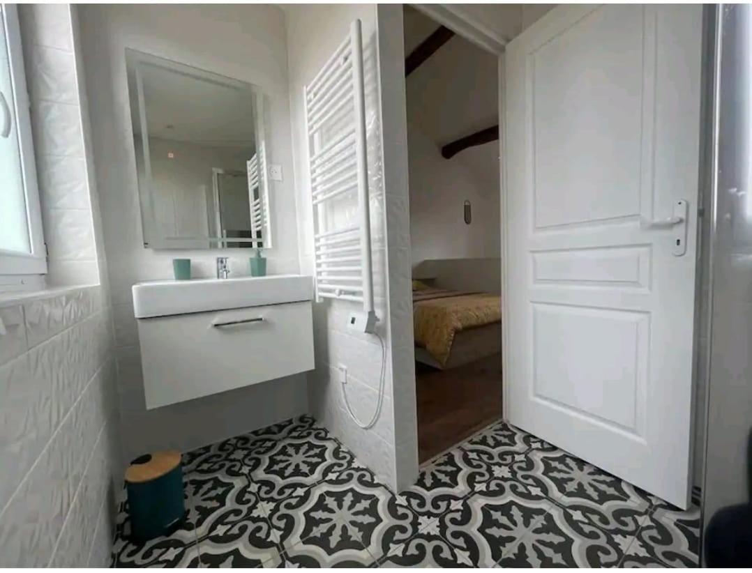 The California Dream - Hyper-Centre - 2Mn Gare Sncf - Wifi Netflix Gratuit Apartment Ниор Екстериор снимка